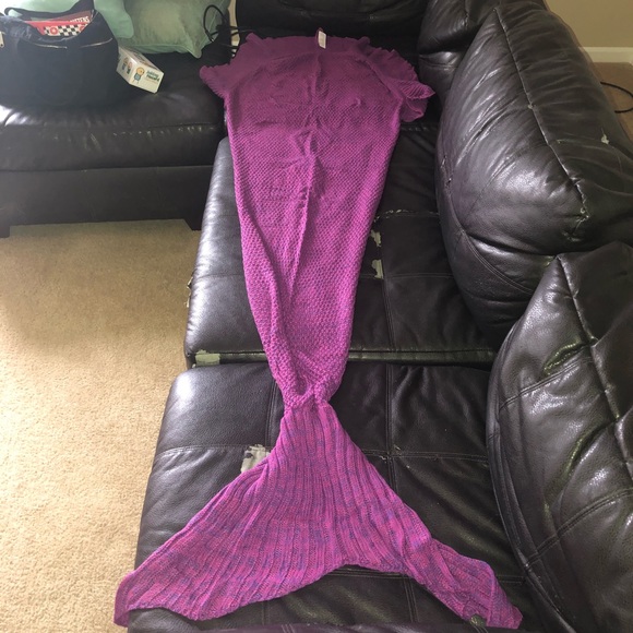 Mermaid tail knit blanket adult and teen - Picture 4 of 4